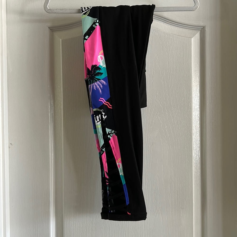 VS PINK ultimate leggings